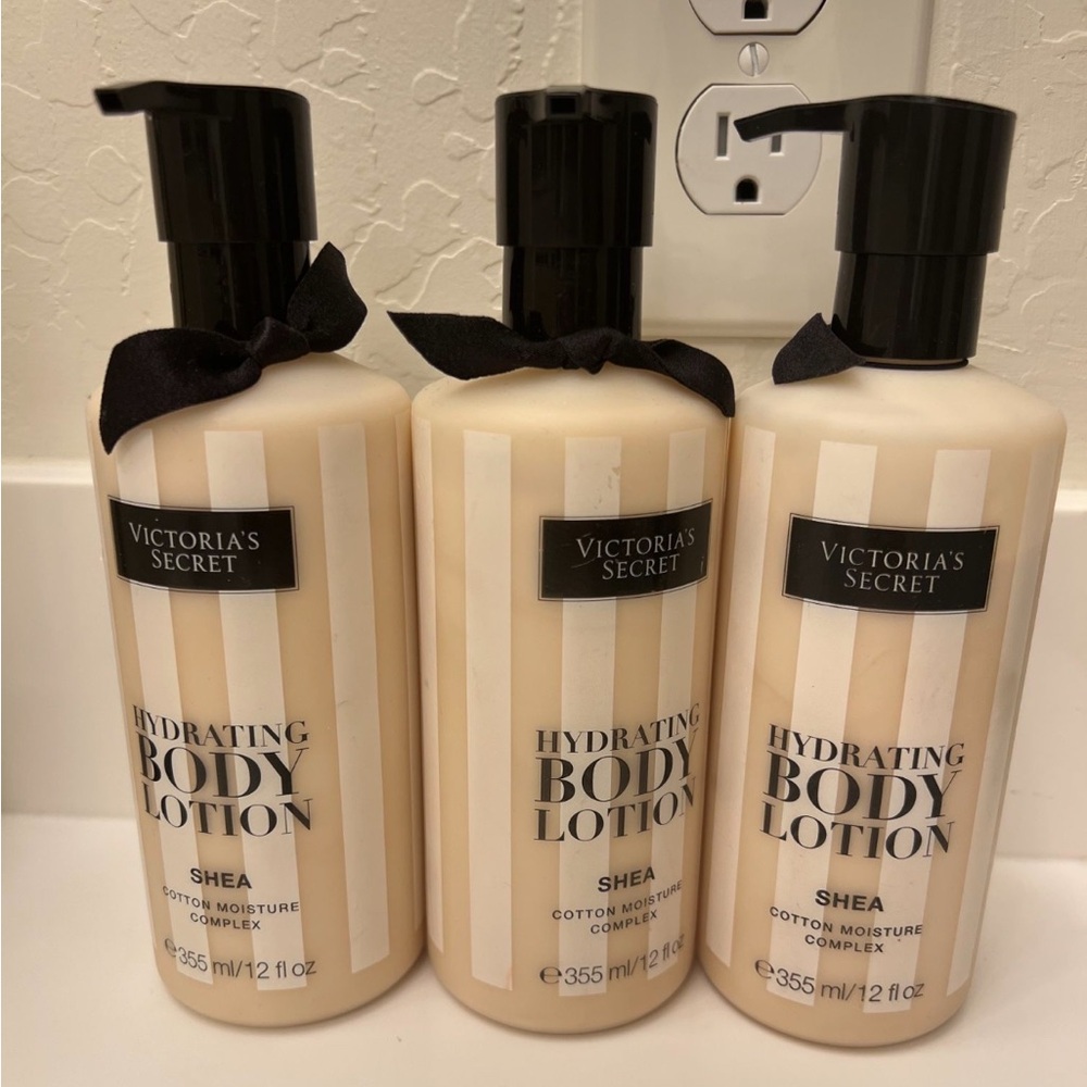 Victoria's Secret Shea Hydrating Body Lotion - Cream Bundle